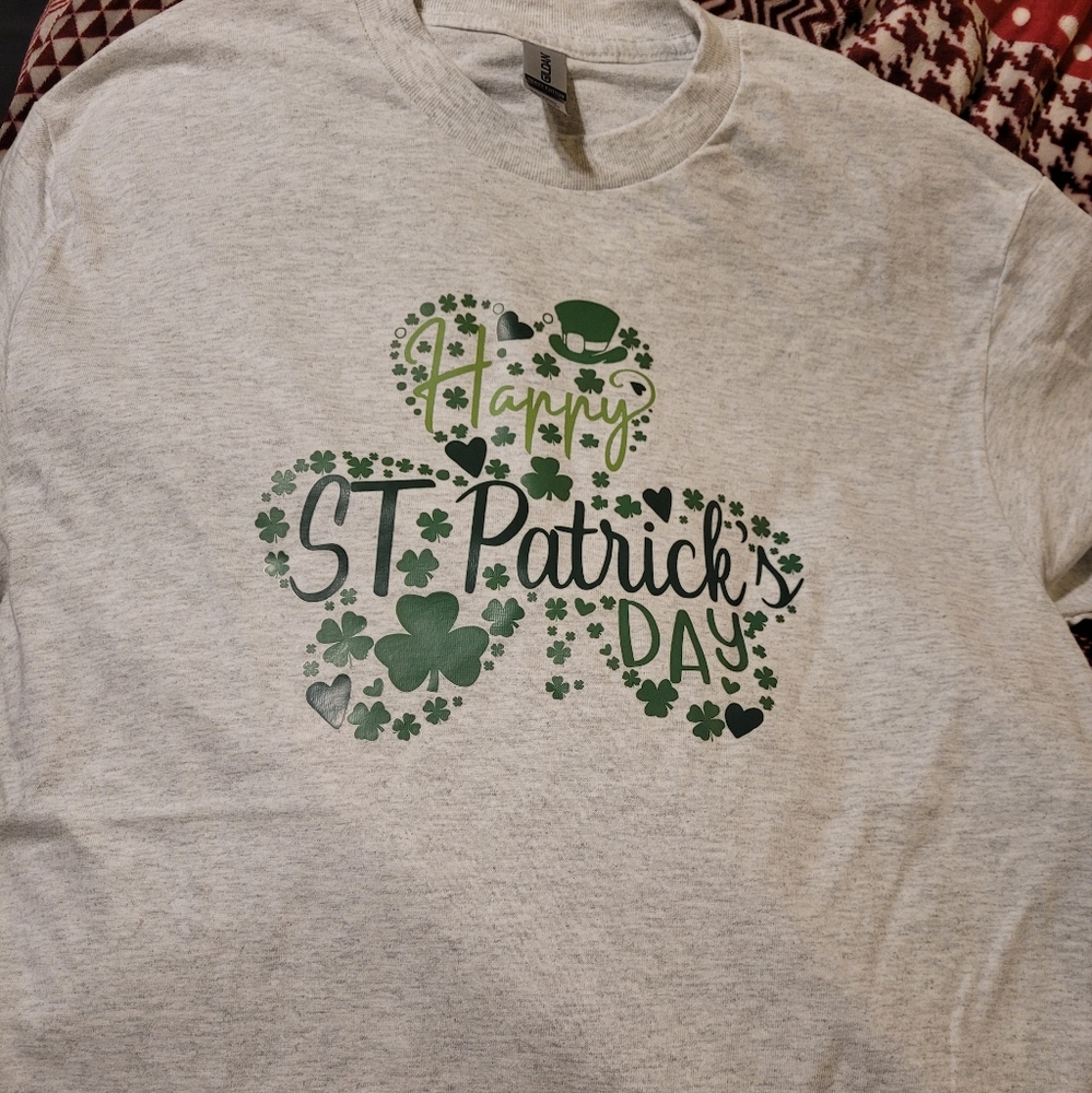 BRAND NEW! St. Patrick's Day Tee. Adult Size M. Never Worn